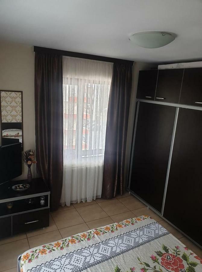 Nick Apartments Mamaia Eksteriør billede